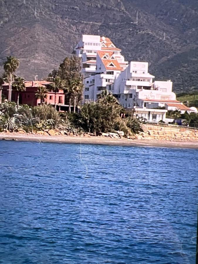 On The Beach - Penthouse On The Mediterranean Естепона Екстер'єр фото